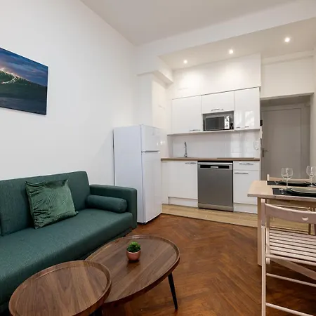 Elegance Mediterraneenne 3p, Avec Parking Apartment