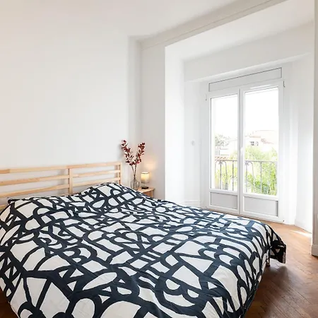 Apartment Elegance Mediterraneenne 3p, Avec Parking *